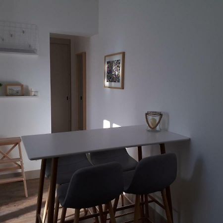 Un Appart En Ville Niort Buitenkant foto