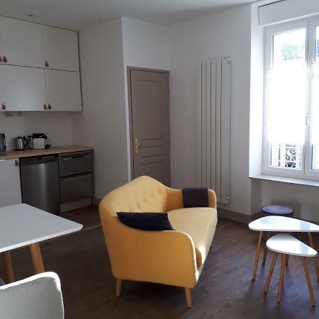 Un Appart En Ville Niort Buitenkant foto