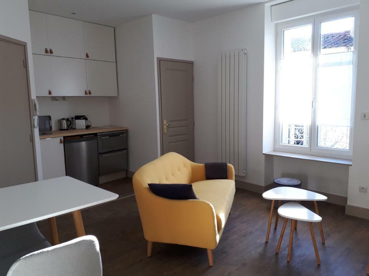 Un Appart En Ville Niort Buitenkant foto