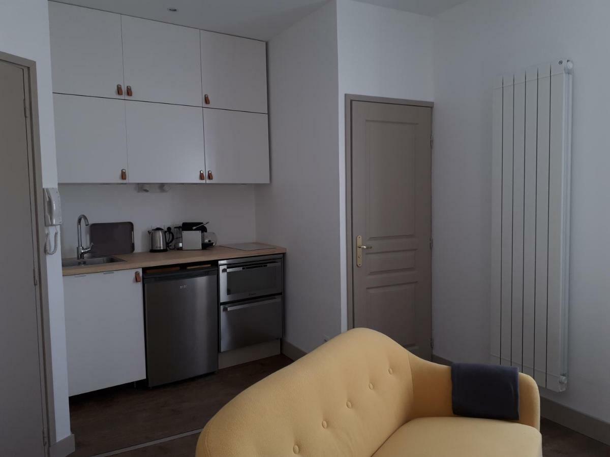 Un Appart En Ville Niort Buitenkant foto